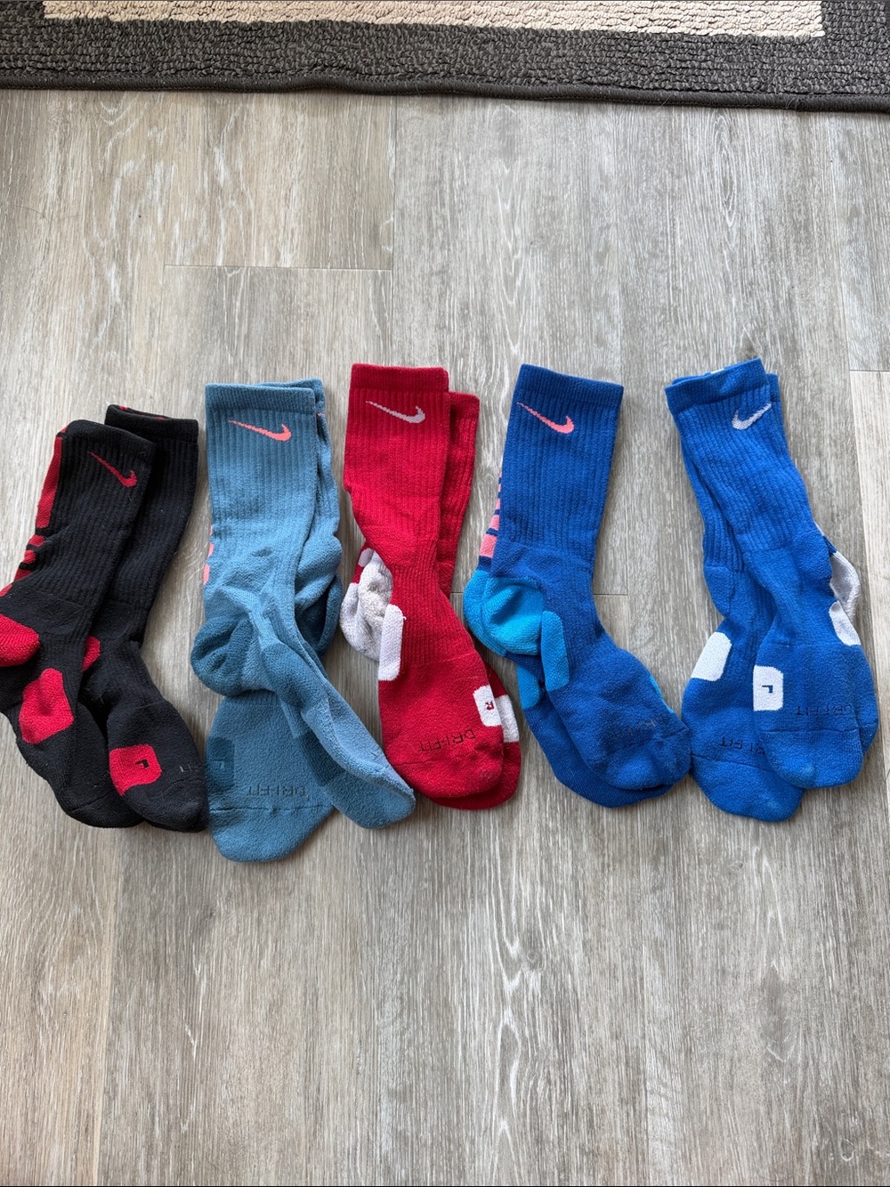 Nike Elite Basketball Crew Socks Lot of 5 Rare OG Colorways Dri-FIT 5 pairs